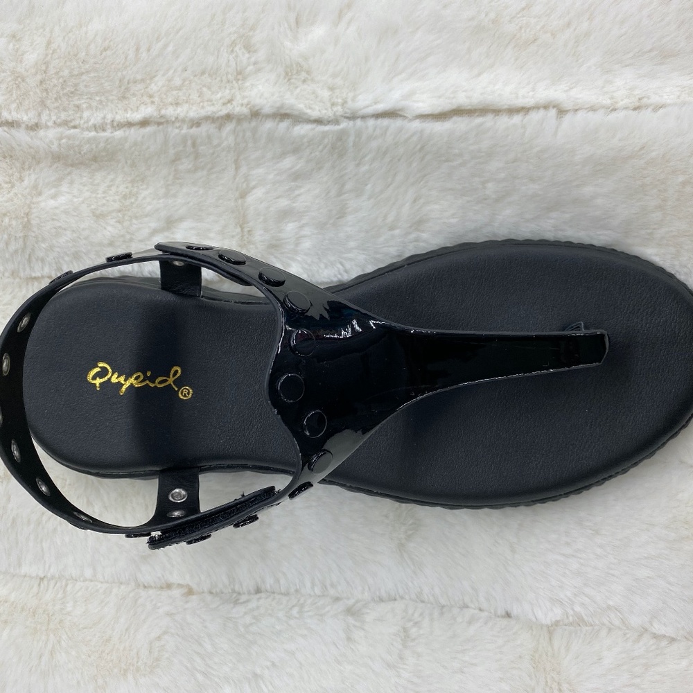 NWT Patton Black Thong Sandal